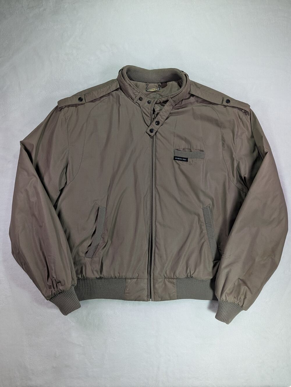 VTG 80s Members Only Iconic Racer Jacket Mens 46 XL Quilted Insulated Beige